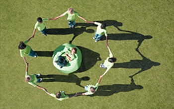 post-children-1-WhyParentsShouldCare-4-ChildrenCircleSeat_LARGE Instilling green values in our children should be a core part of their educational process.